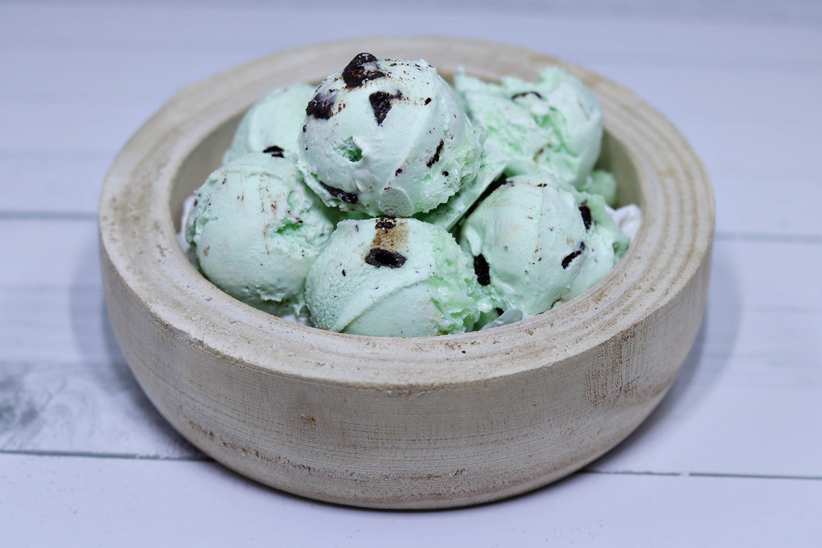 Freeze Dried Mint Chocolate Ice Cream Bites