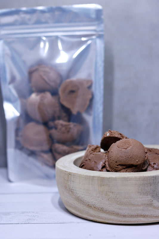 Freeze Dried Chocolate Ice Cream Bites — at YumNums Candy